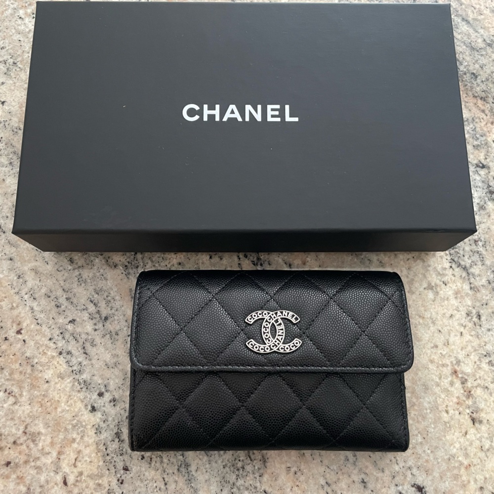 Chanel Medium Black Quilted Wallet